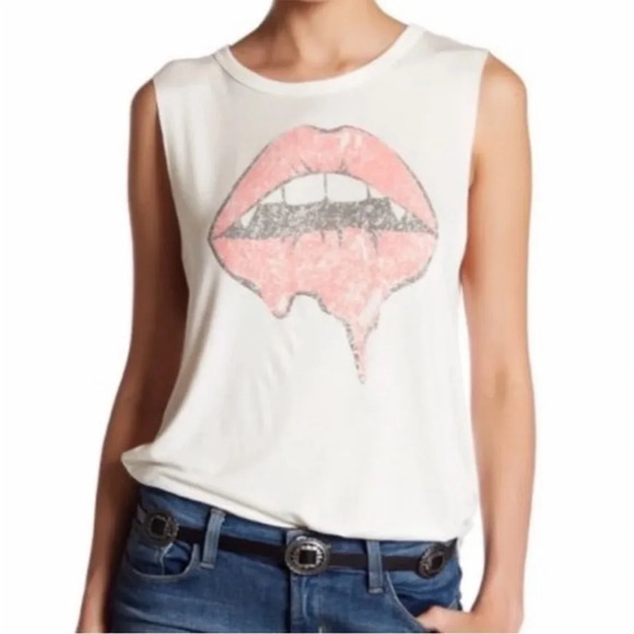 Desert Dreamer Juicy Lips Tank‎ - Picture 2 of 6